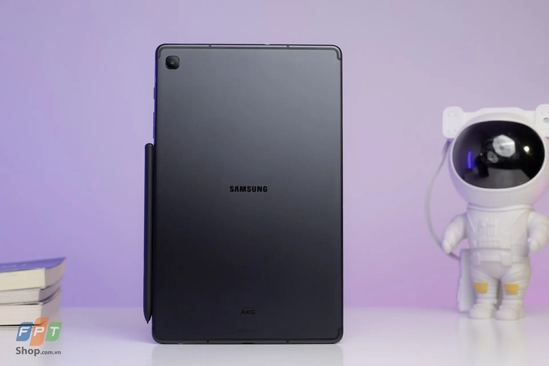 Trên tay Samsung Galaxy Tab S6 Lite 2022: Nâng cấp hiệu năng mạnh Snapdragon 720G, giá không đổi