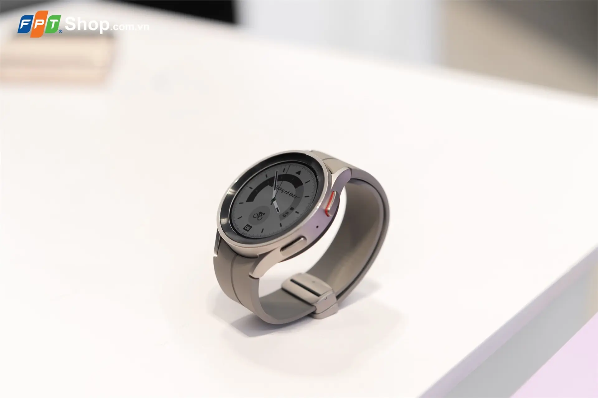 https://fptshop.com.vn/