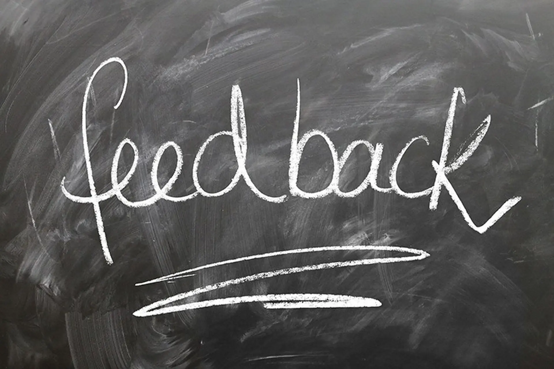 Feedback là gì? Ý nghĩa của feedback trong công việc và cuộc sống