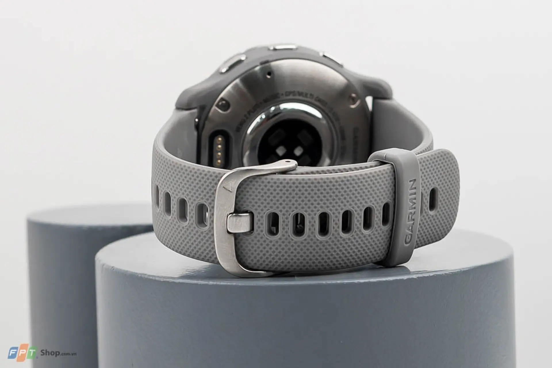 https://fptshop.com.vn/