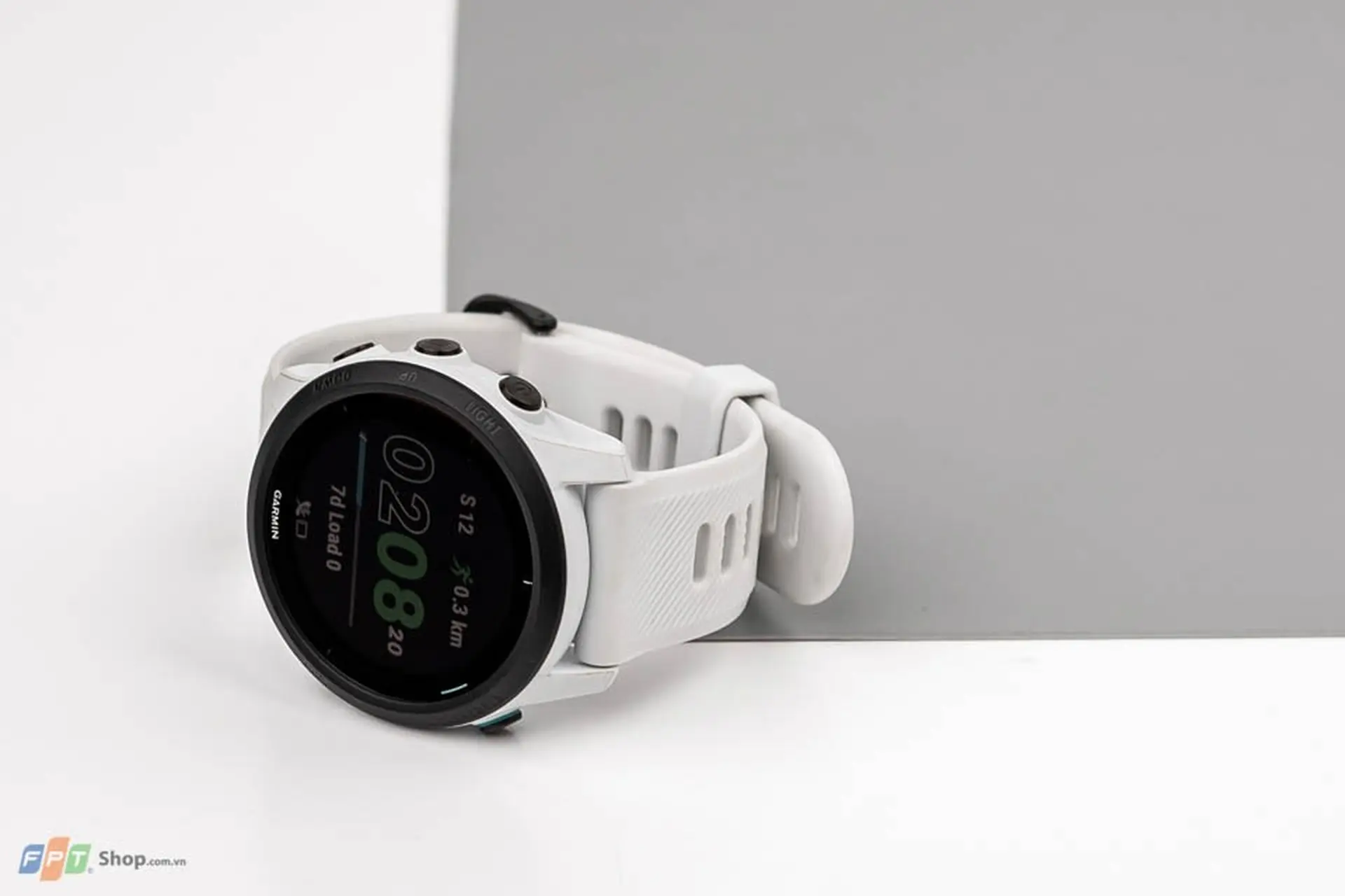 https://fptshop.com.vn/