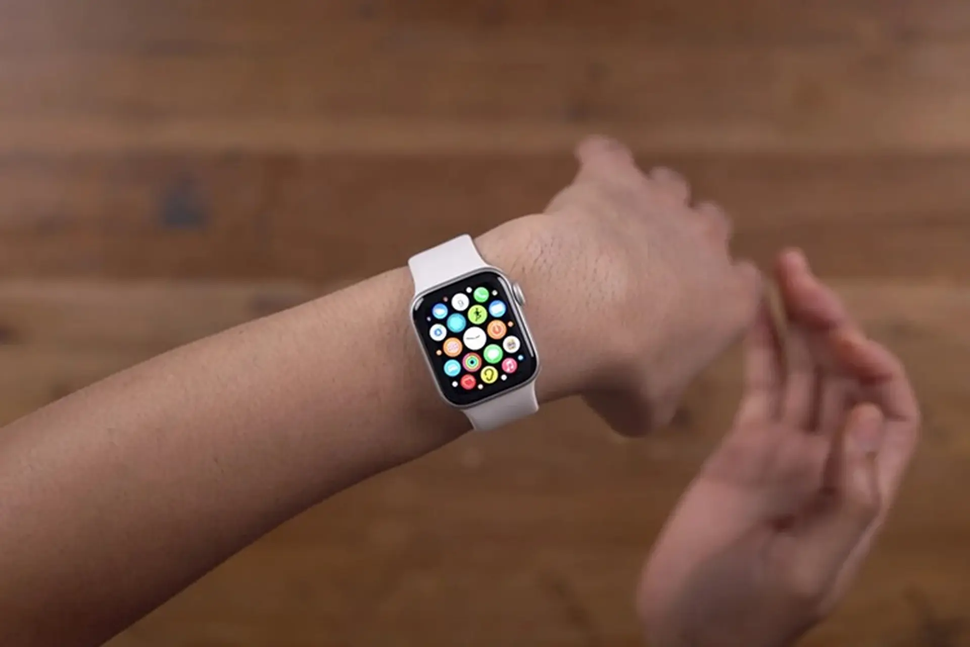 Apple Watch SE 2 sắp ra mắt có gì hấp dẫn?