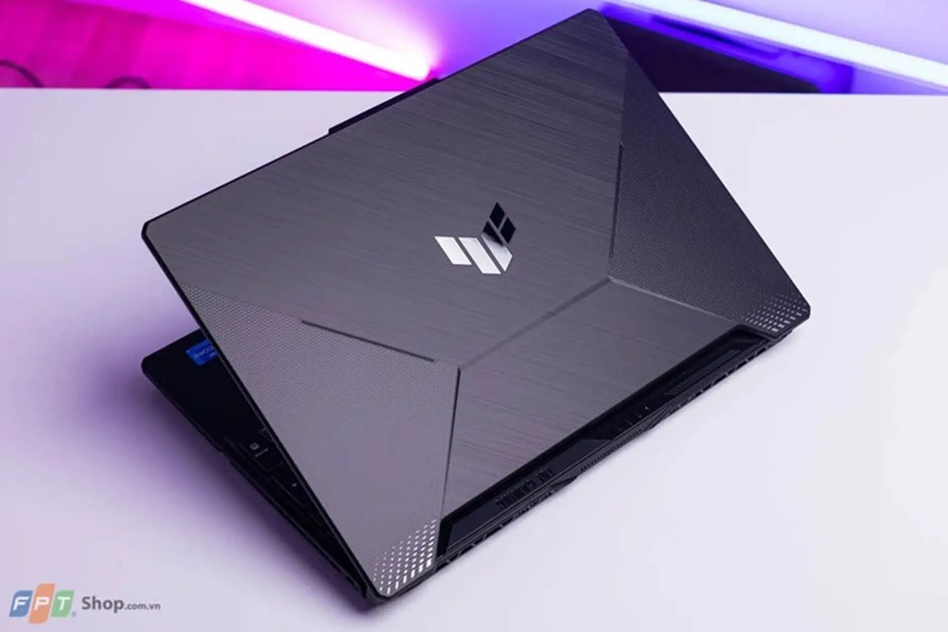 Top 6 laptop Ryzen 5 chuẩn gaming trong tầm giá tiết kiệm