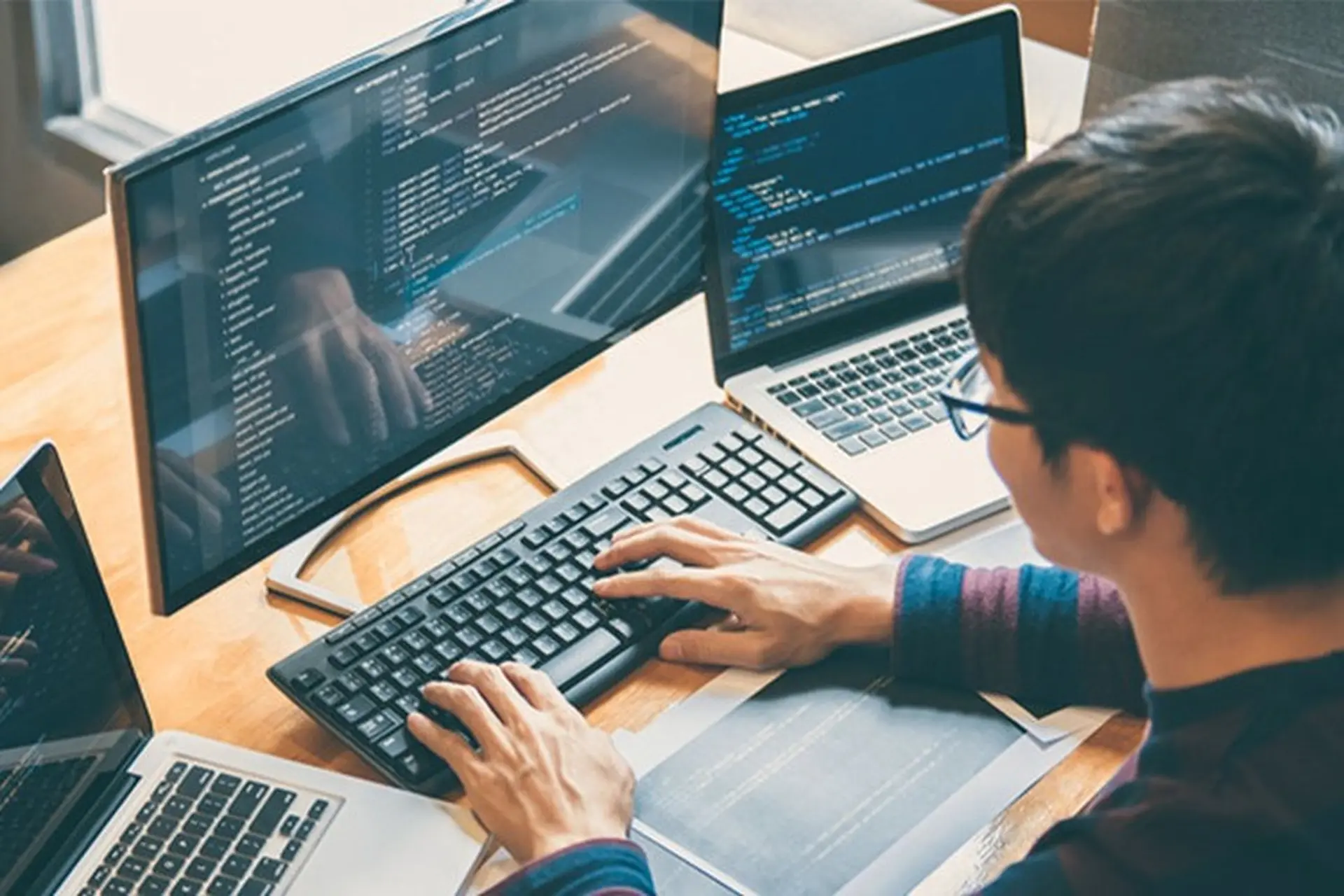 Tester là gì? Vai trò, kỹ năng cần thiết và tất tần tật chứng chỉ nên có của một Tester 