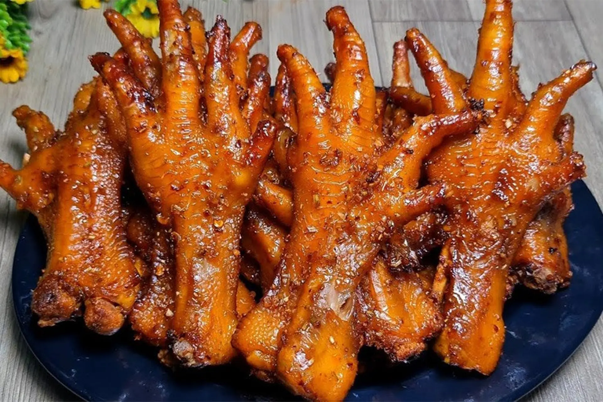 Thích ăn chân gà nướng, bạn đừng bỏ qua 3 công thức ướp siêu hấp dẫn dưới đây