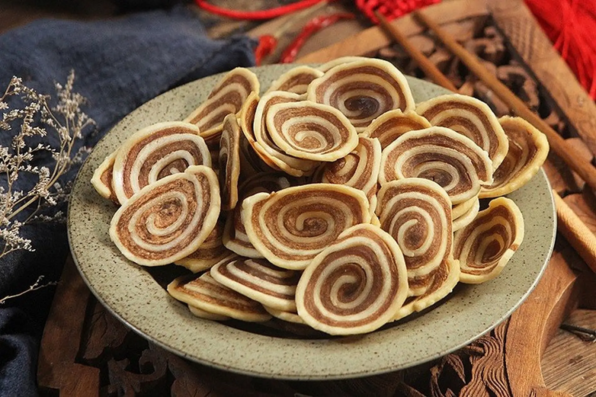 Tự làm bánh tai heo tuổi thơ tại nhà cực dễ, giòn tan bắt mắt cả nhà đều mê