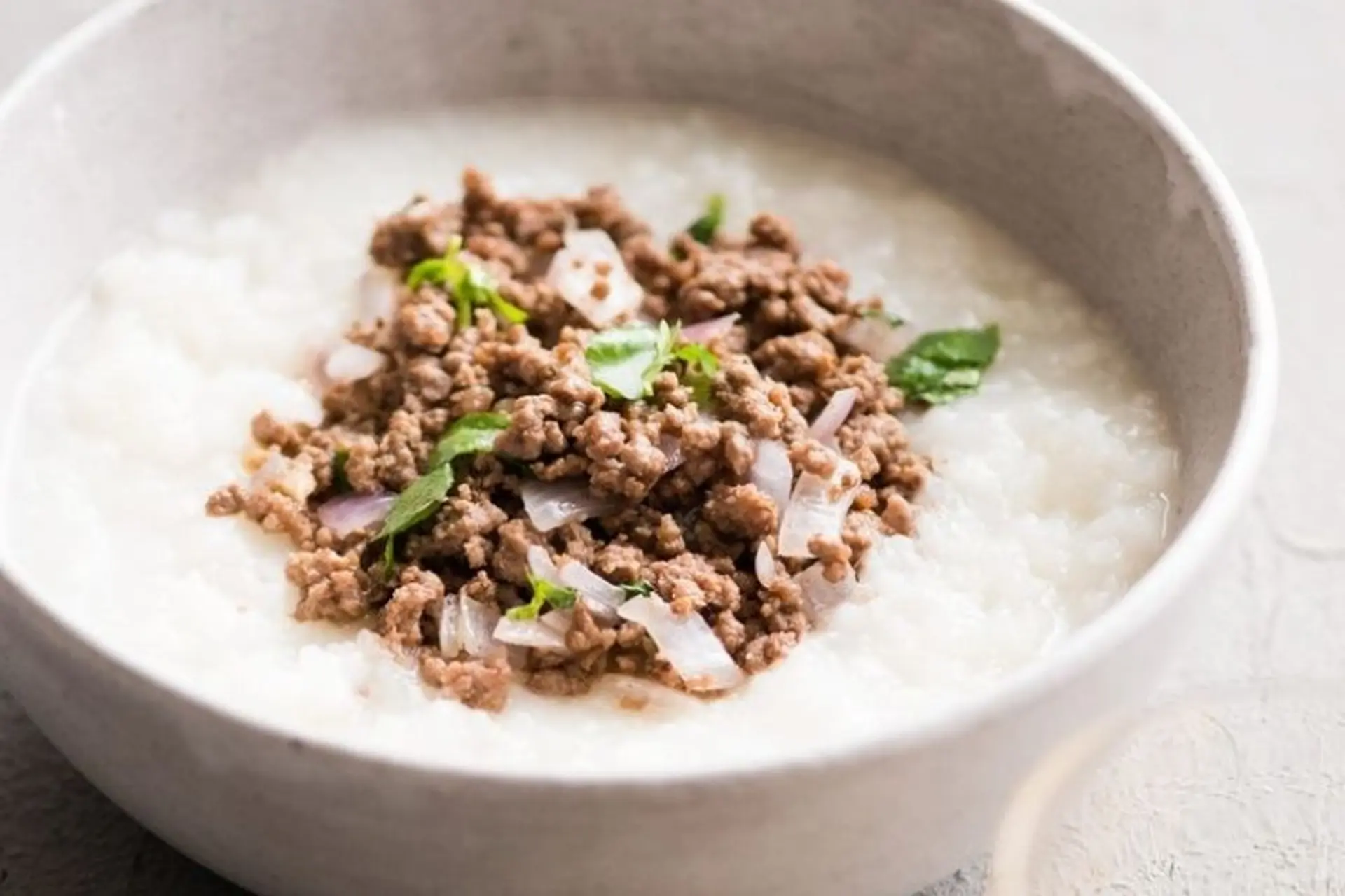 Tổng hợp các công thức cháo thịt bò cho bé nấu siêu dễ, thơm ngon, dinh dưỡng