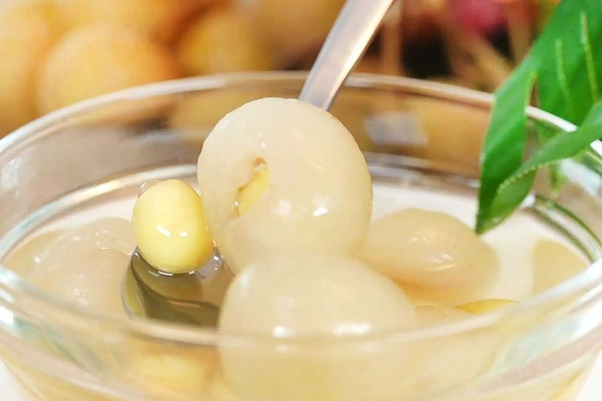 Chia sẻ cách nấu chè long nhãn hạt sen thơm ngon, bùi ngậy, tốt cho sức khỏe