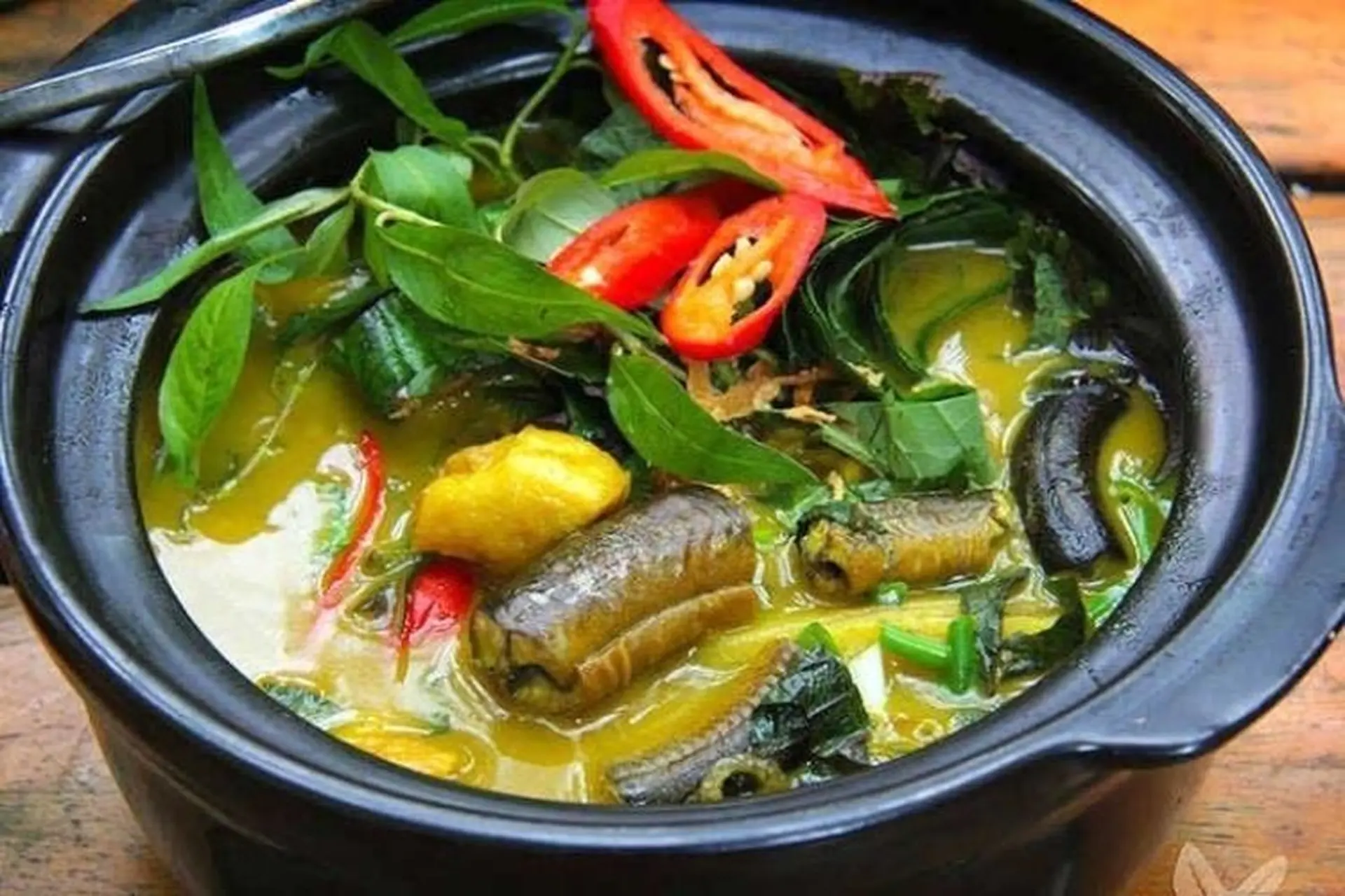 Chế biến lươn om chuối đơn giản tại nhà thơm ngon khó cưỡng, phù hợp vào những ngày mưa