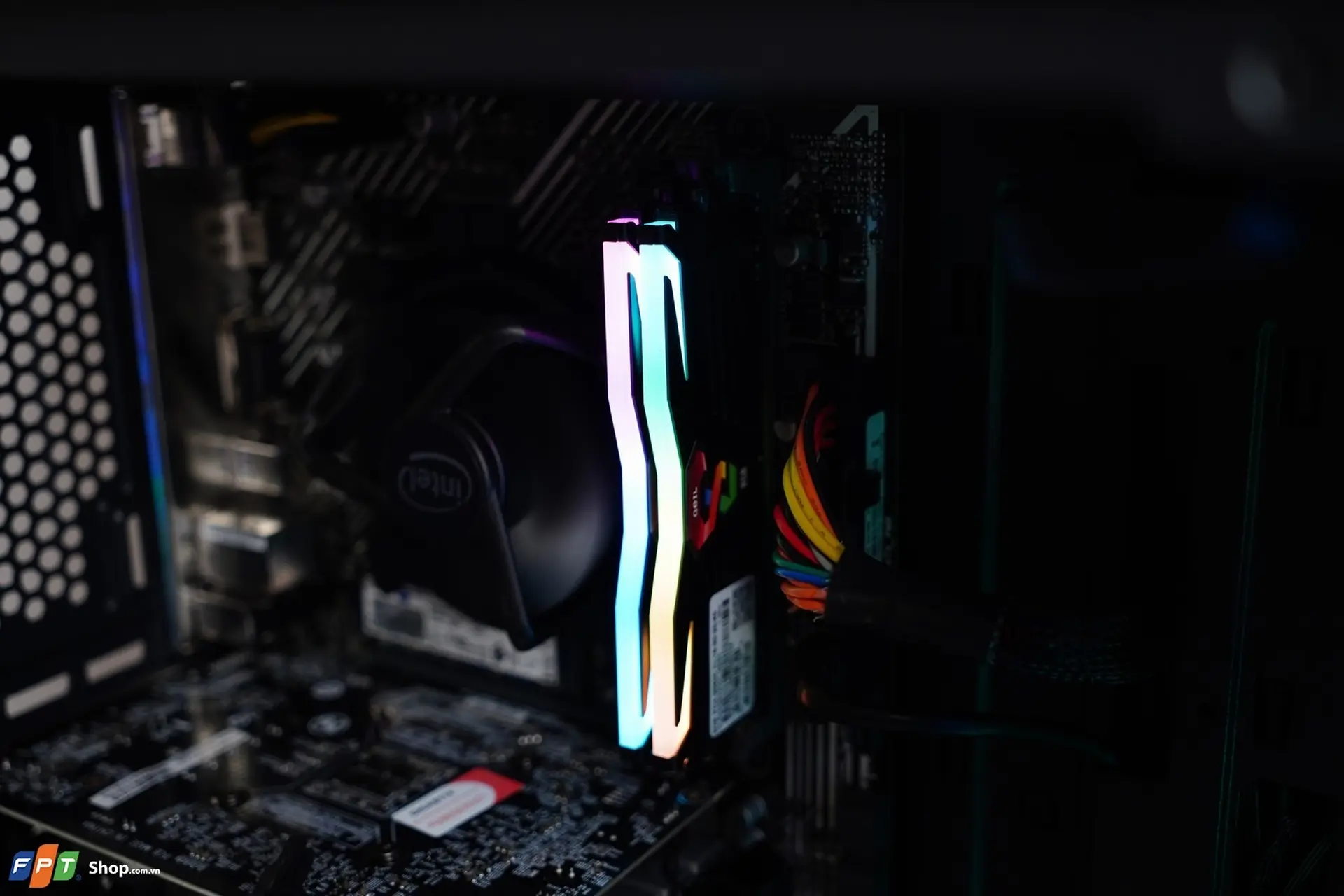 https://fptshop.com.vn/