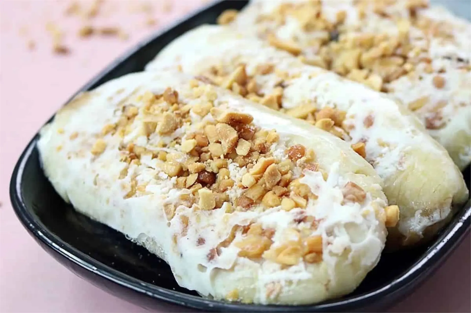 Mách bạn cách làm kem chuối đơn giản, mềm dẻo tại nhà