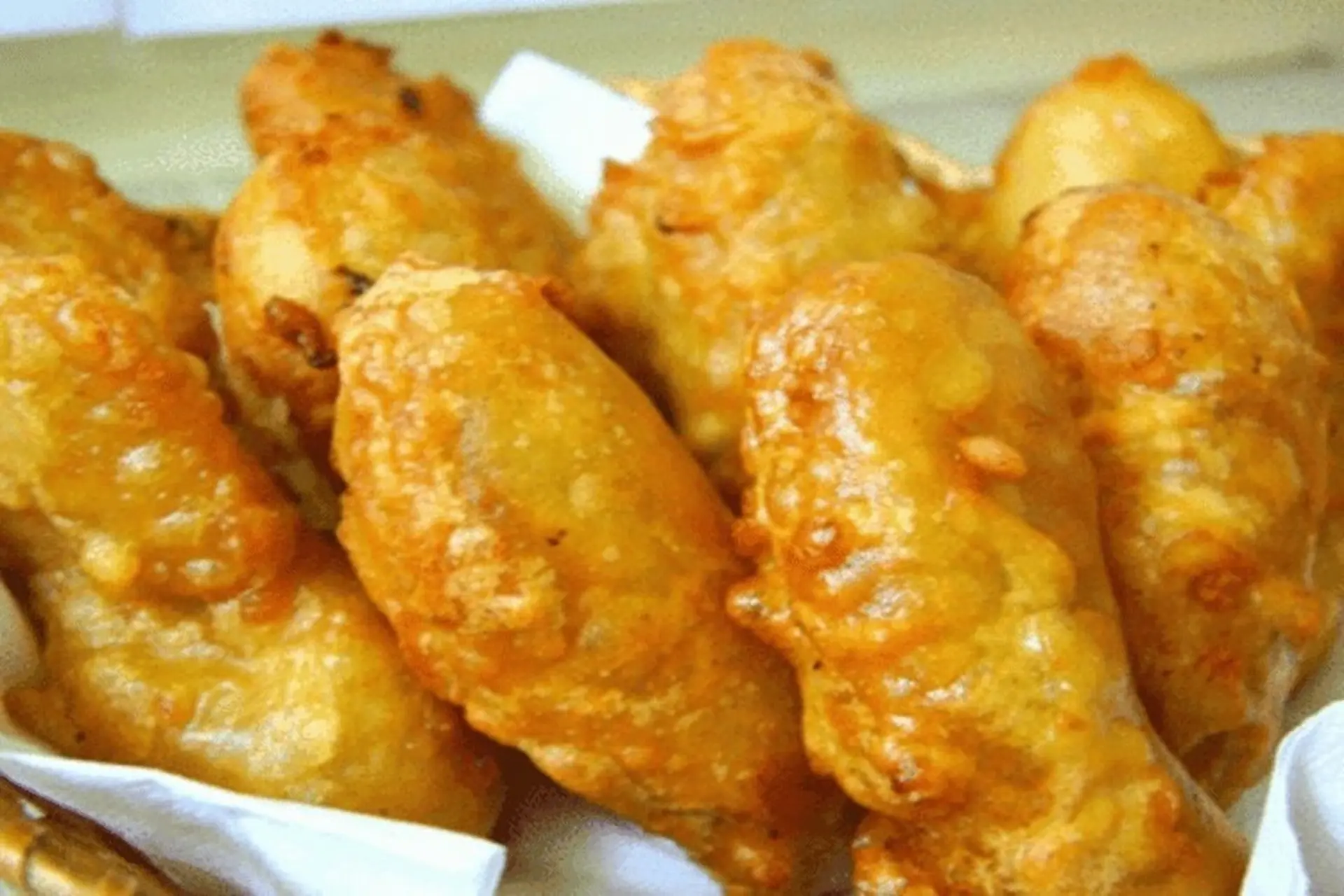 Bật mí 2 cách làm chuối chiên giòn rụm, mê ly ngon như ngoài hàng mà ít người biết