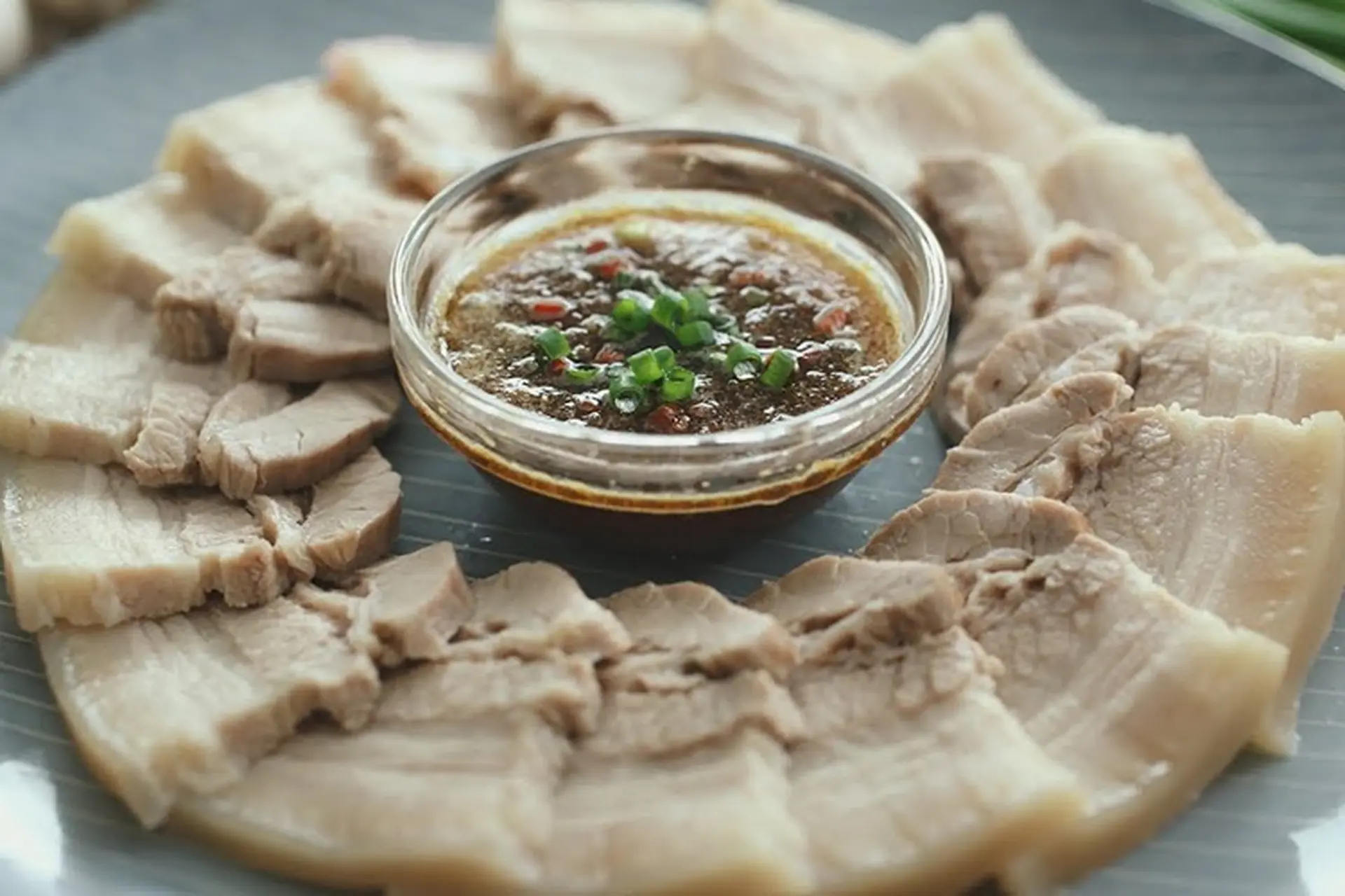 Bật mí cách luộc thịt ba chỉ ngon như ở nhà hàng, đảm bảo ăn vào là ghiền, nhớ mãi không quên