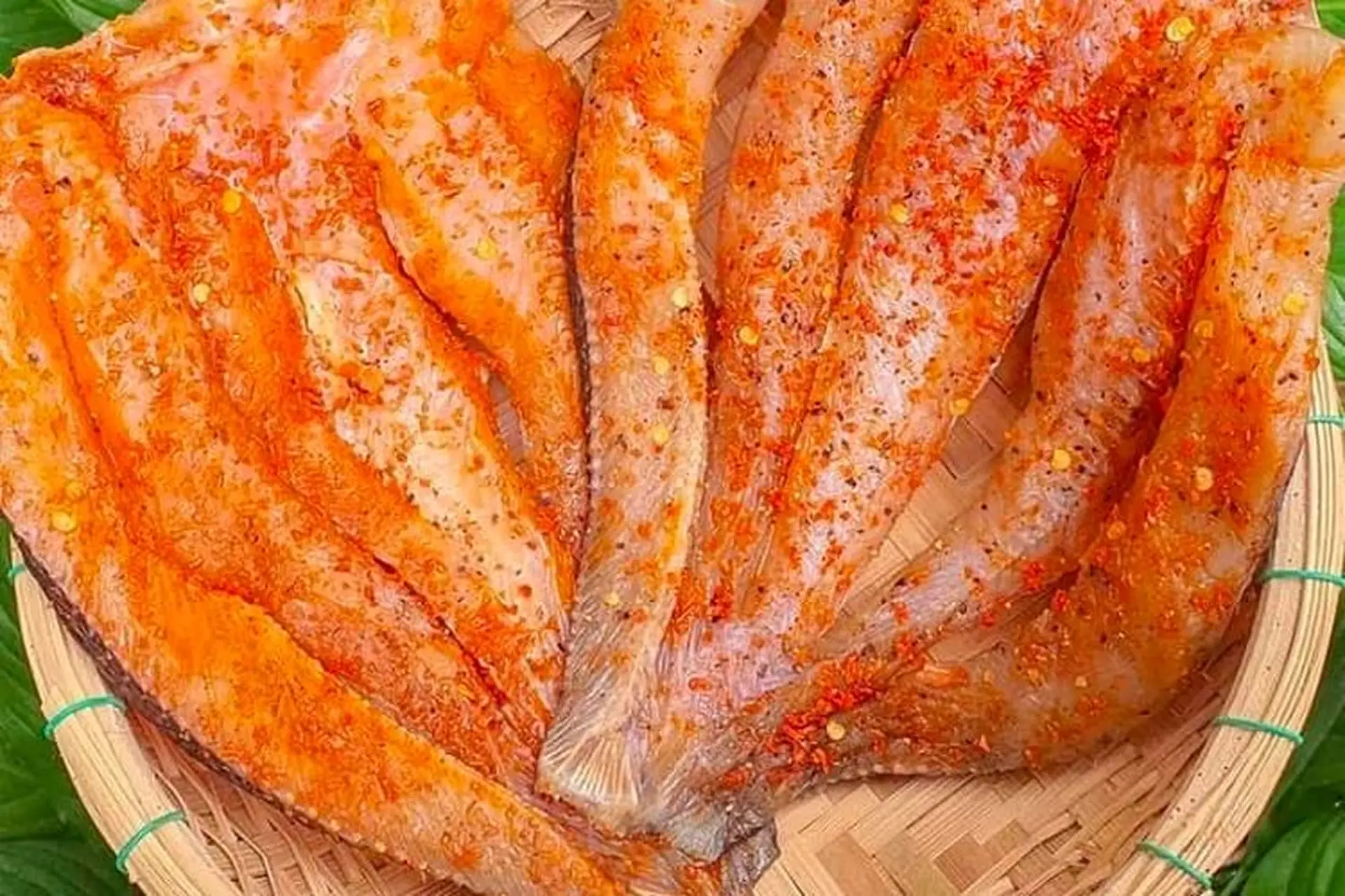 Khô cá lóc nấu gì ngon? 8 món ăn từ khô cá lóc thơm ngon