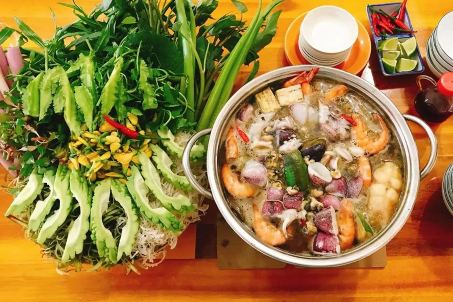 Mách bạn cách nấu lẩu mắm trứ danh miền Tây, thơm ngon đúng điệu, đã ăn là ghiền