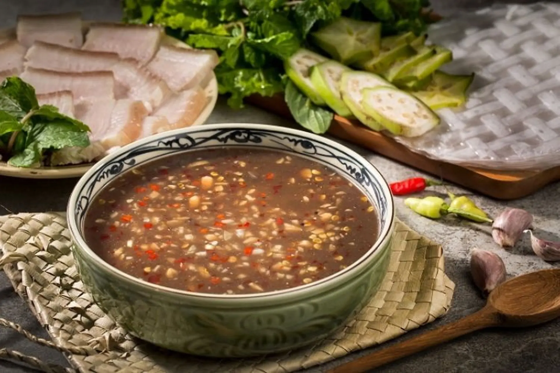 Mắm nêm là gì? Bí quyết làm mắm nêm chuẩn vị miền Trung, thơm ngon khó cưỡng