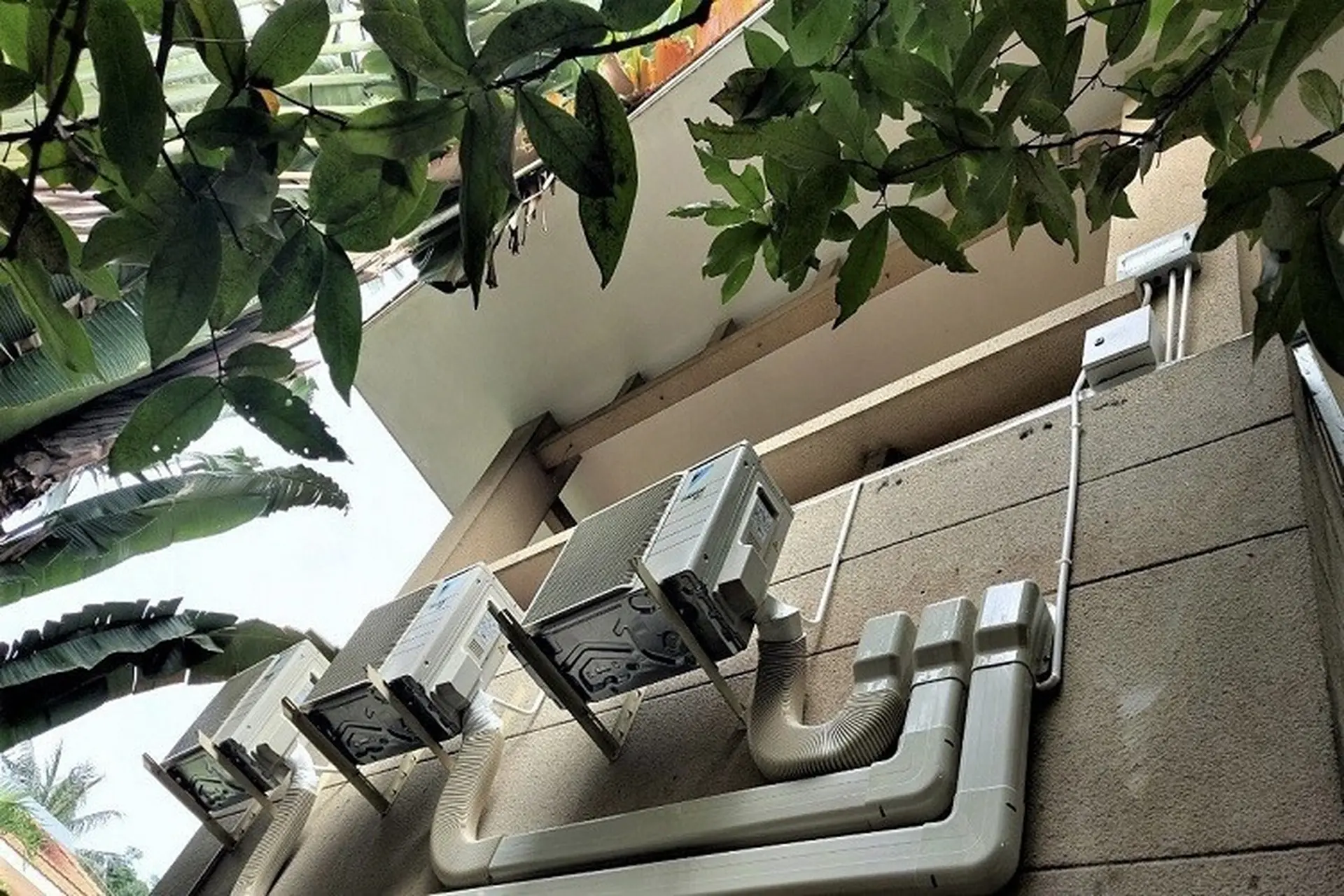 Góc giải đáp: Hộp che ống đồng cho máy lạnh là gì? Có nên lắp đặt thêm hay không?