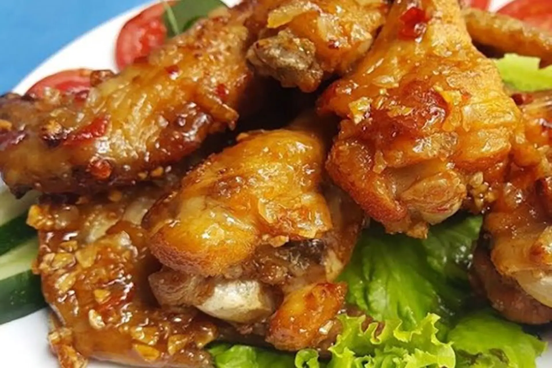 Học ngay cách làm đùi gà chiên nước mắm vị đậm đà, thơm ngon đơn giản tại nhà