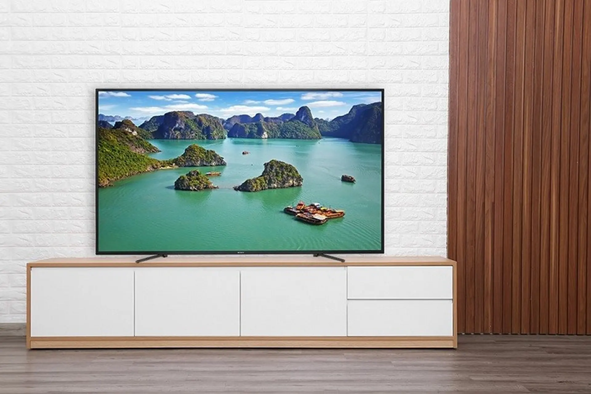 Tổng hợp 04 cách kiểm tra tivi Sony chính hãng đơn giản, nhanh chóng mà chính xác