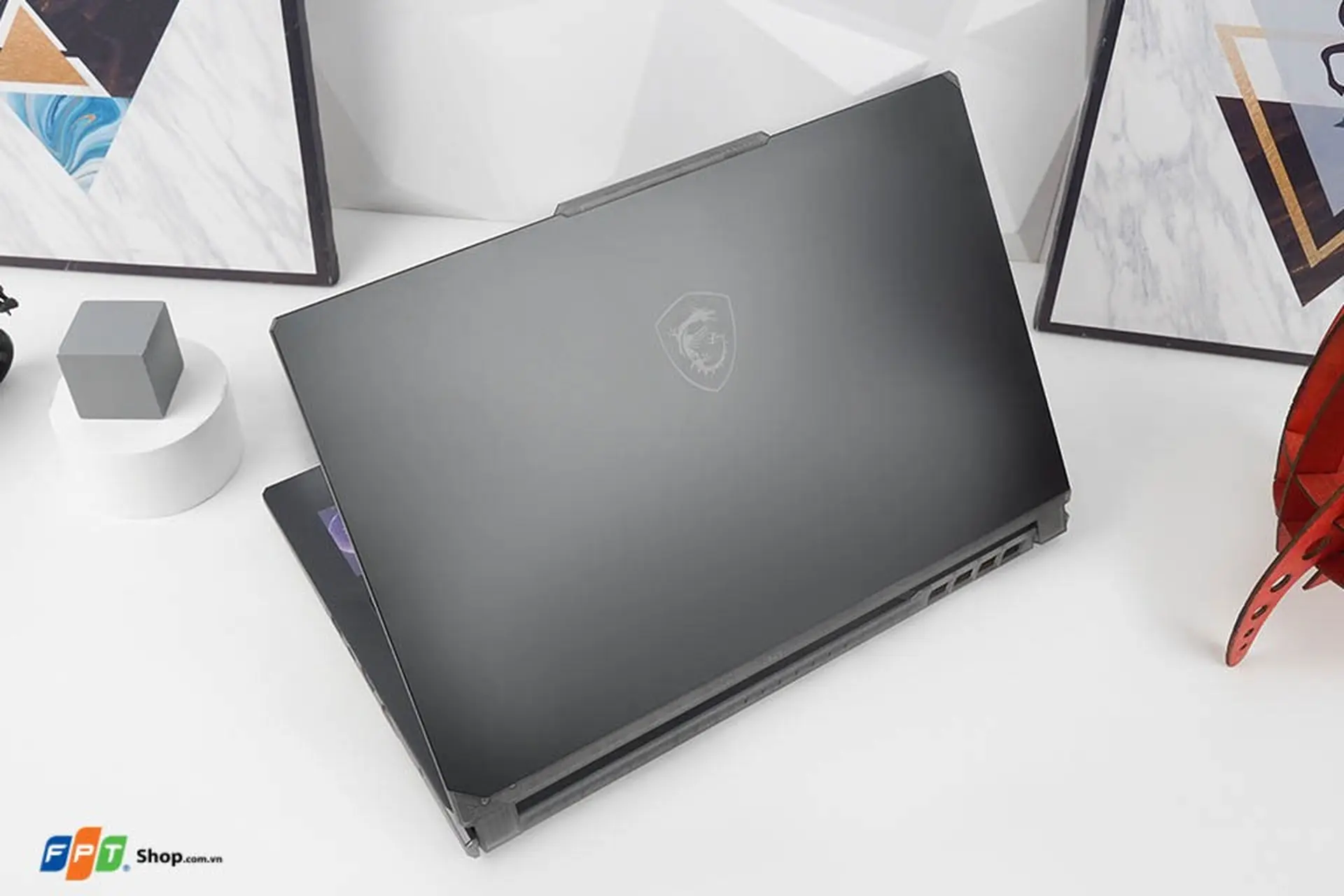 https://fptshop.com.vn/