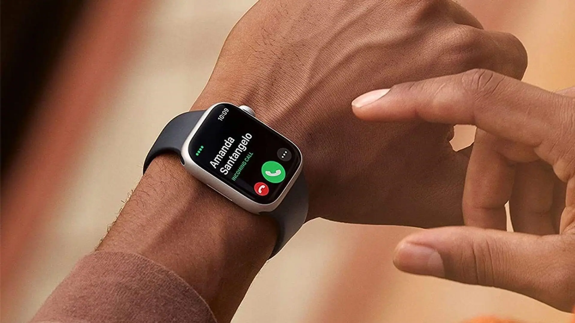 Hướng dẫn bạn cách gọi điện bằng Apple Watch đúng cách và đơn giản nhất 2023