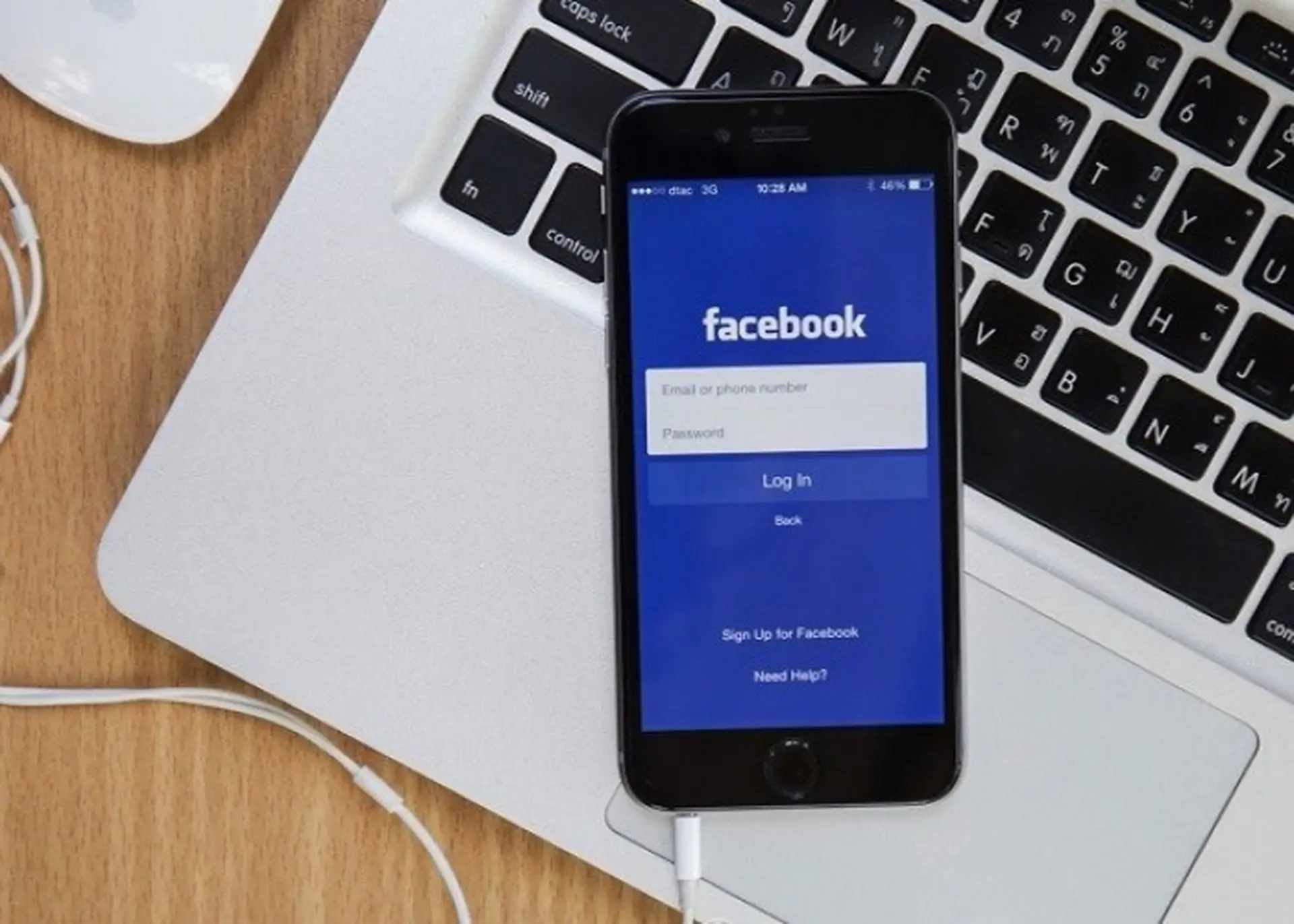 Bật mí 7 trang web tải video Facebook riêng tư về điện thoại cực kỳ hữu ích