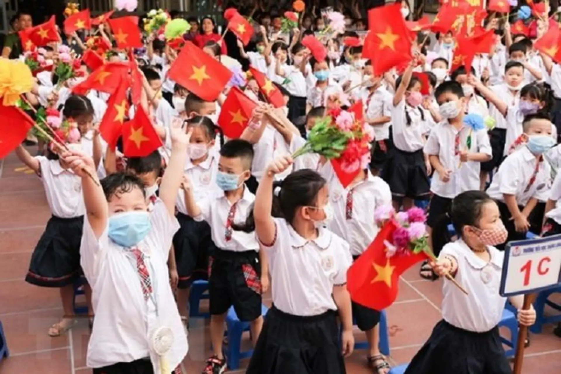 Ngày tựu trường là gì? Ý nghĩa ngày tựu trường và gợi ý những món quà tặng ý nghĩa dịp đầu năm học mới