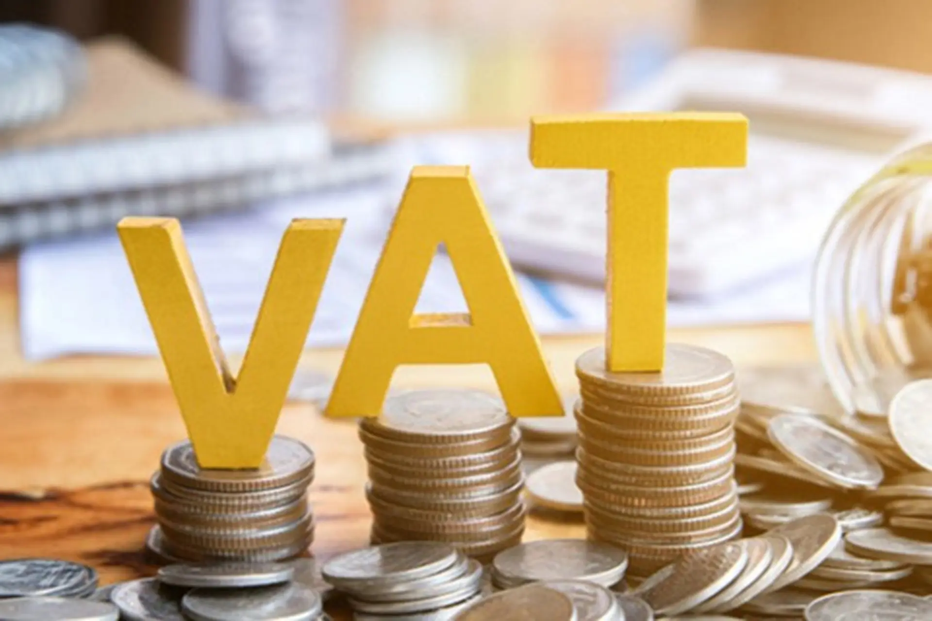 VAT là gì? Những ai phải chịu thuế VAT và cách tính thuế VAT