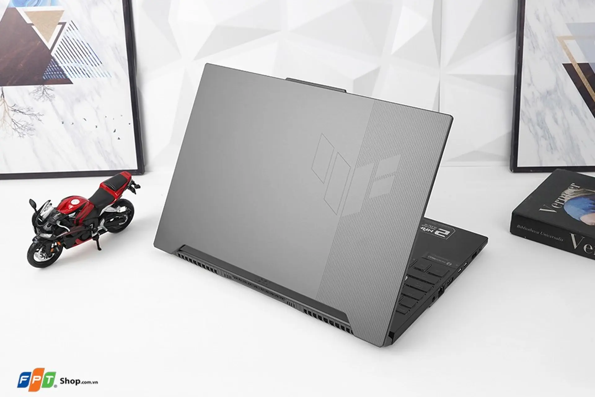 https://fptshop.com.vn/