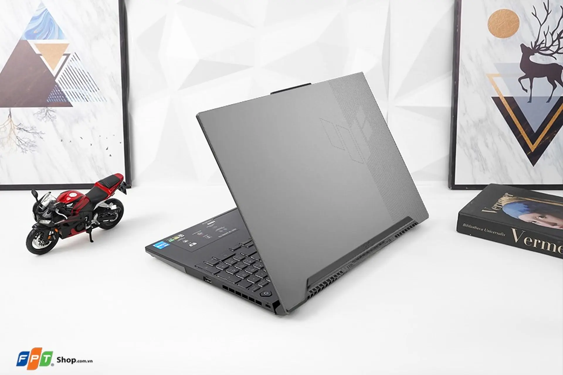 https://fptshop.com.vn/