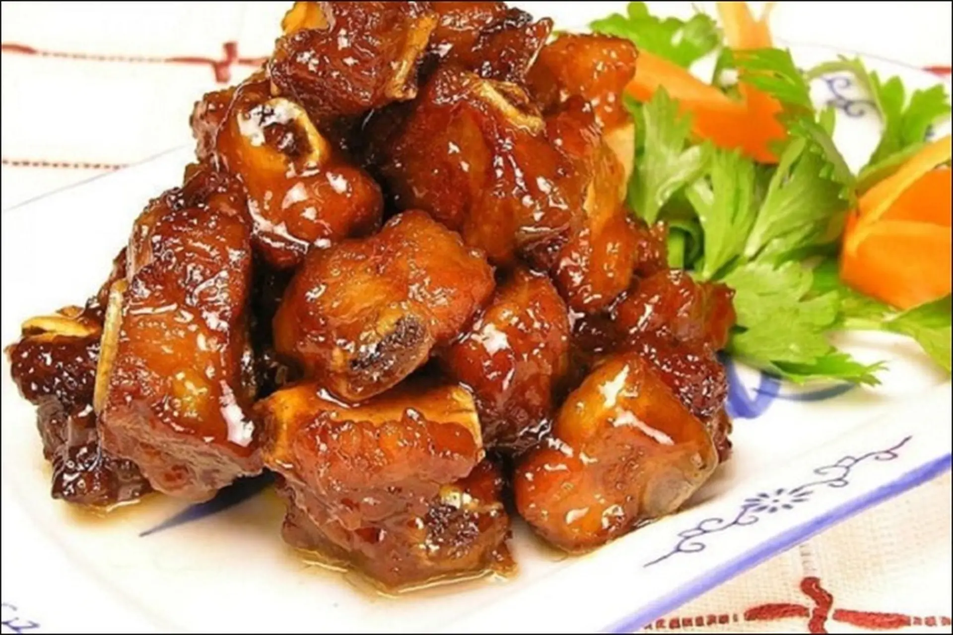 Hướng dẫn cách làm sườn sốt me chua ngọt đậm đà siêu tốn cơm nhưng cực kỳ đơn giản
