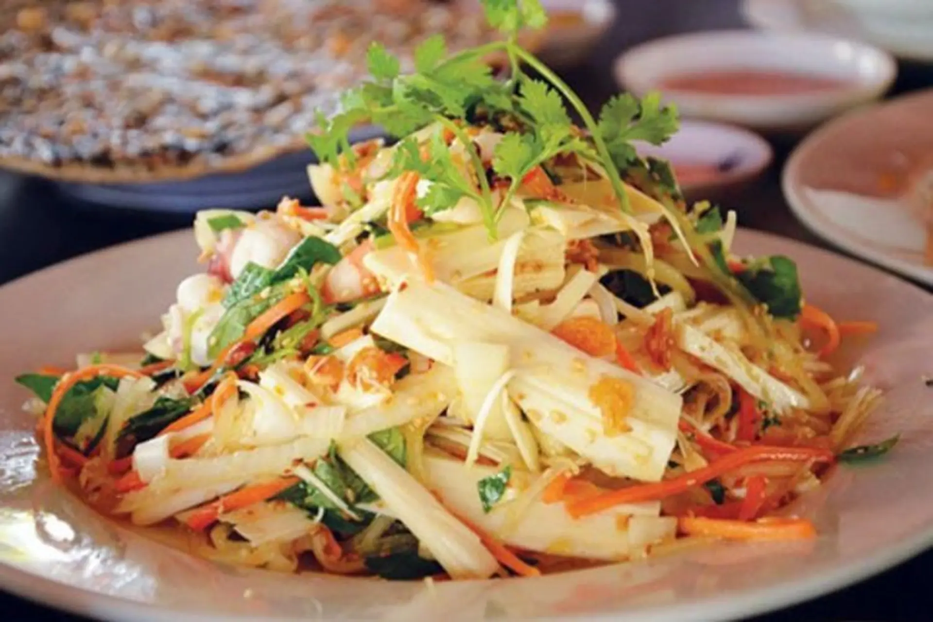 Bỏ túi hai cách làm gỏi củ hủ dừa đơn giản mà hấp dẫn cho những buổi tụ họp gia đình