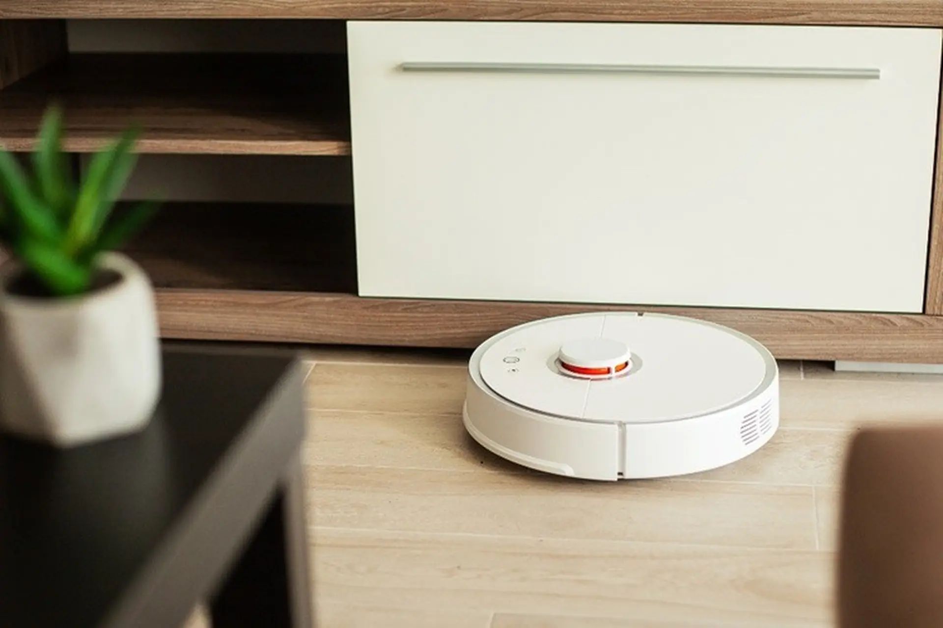 Kinh nghiệm mua robot hút bụi lau nhà cụ thể, chi tiết nhất cho những ai chưa biết