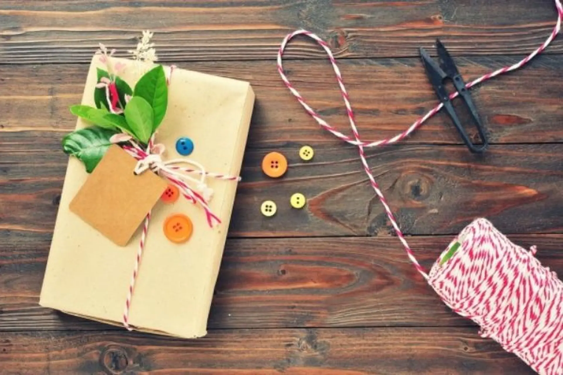 Sáng tạo với 10+ cách làm thiệp 20/10 ấn tượng, độc đáo và ý nghĩa nhất