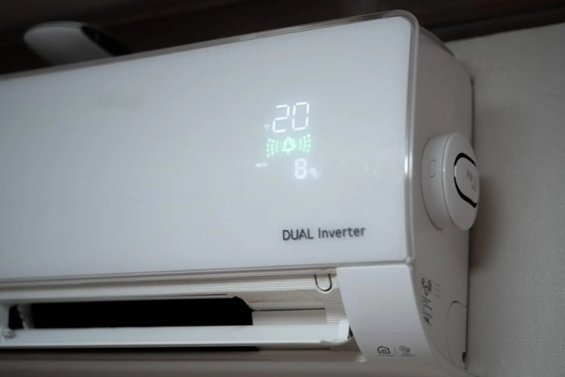 Hướng dẫn 7 cách hiển thị nhiệt độ trên điều hòa đơn giản, dễ thực hiện tại nhà