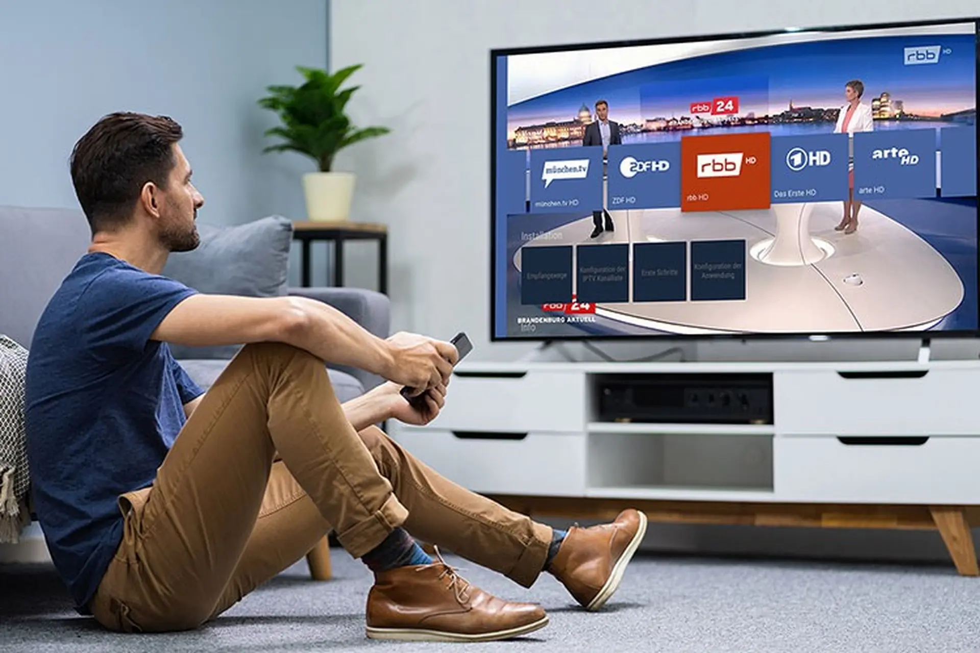 So sánh DVB-T2 và DVB-S2 có gì khác biệt? Nên chọn loại truyền hình số nào cho tivi thì tốt hơn?