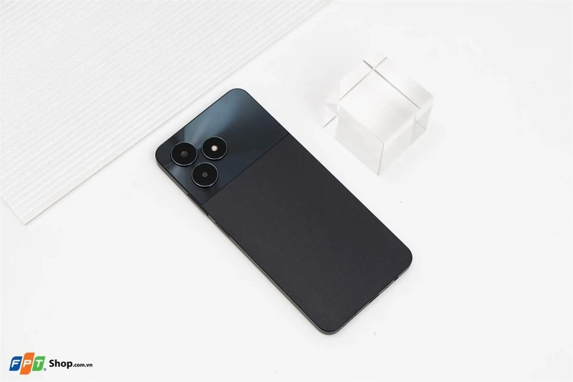 https://fptshop.com.vn/