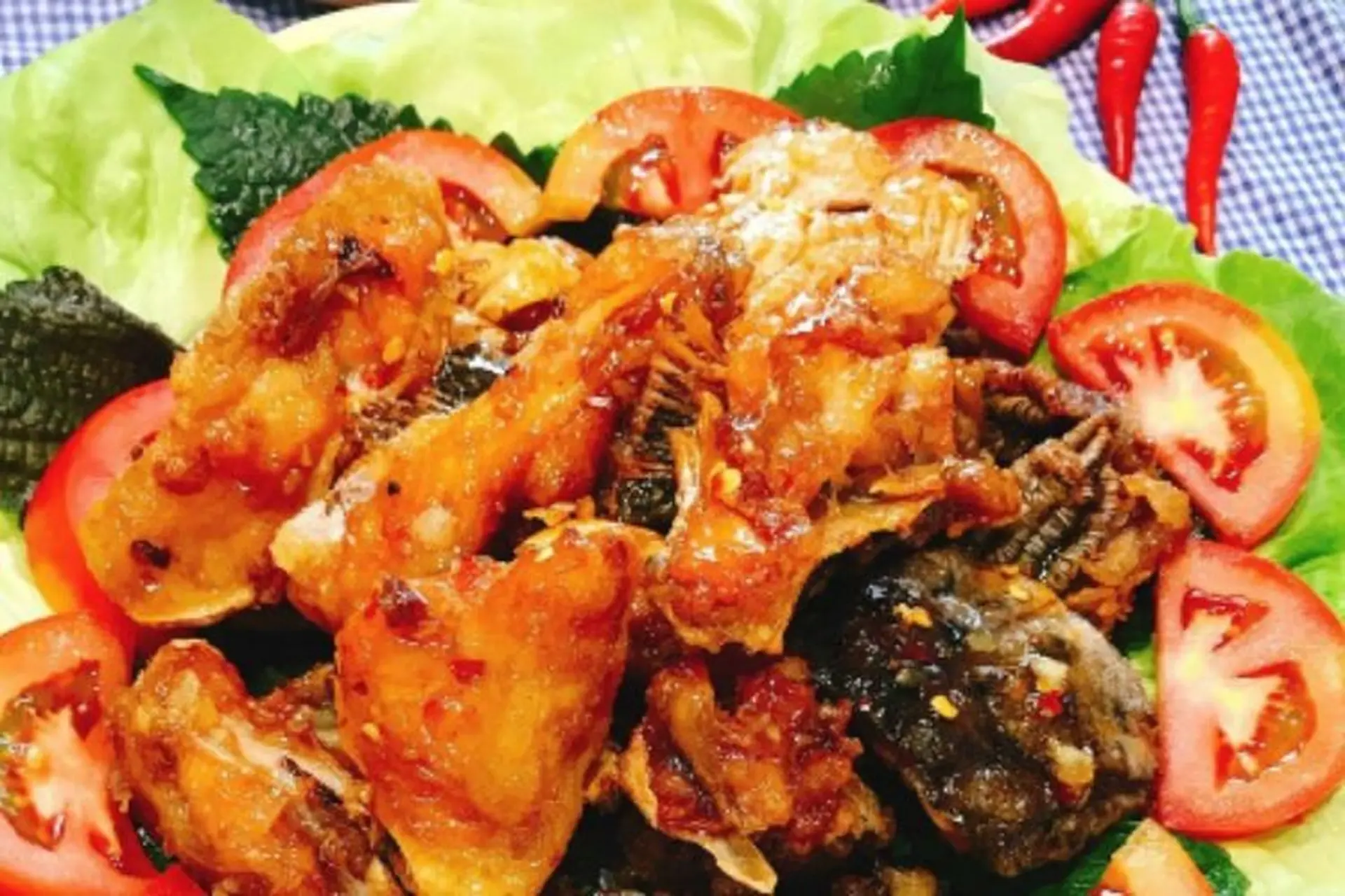 Mách bạn 2 cách làm đầu cá hồi chiên nước mắm ngon miệng khiến cả nhà xuýt xoa 