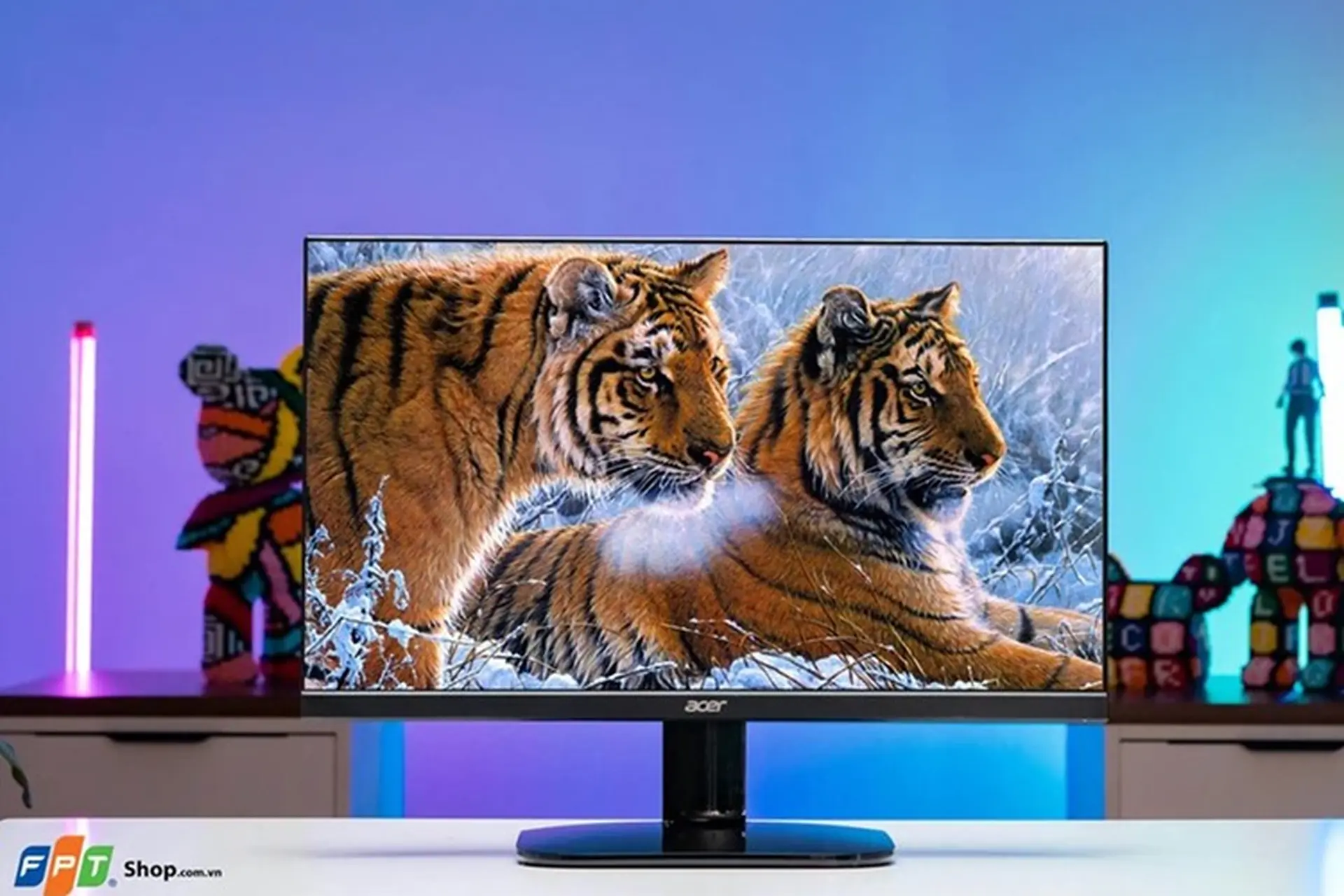 Top 4 màn hình Full HD cực sắc nét cho bạn xem phim, giải trí dịp Tết 2023