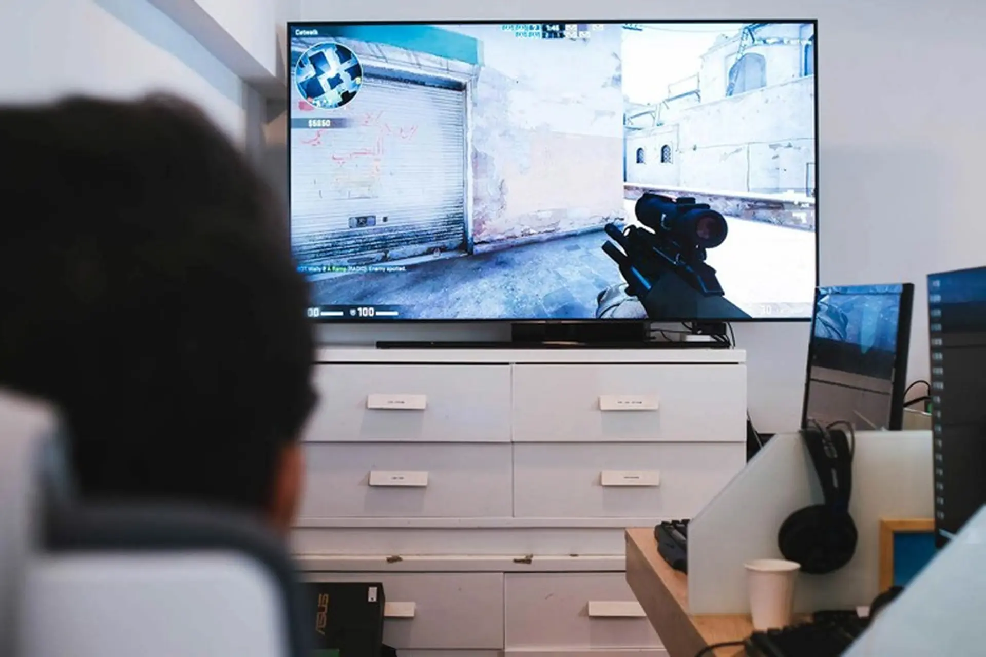 Tiêu chí chọn màn hình chơi game PS4 tốt nhất bạn cần biết