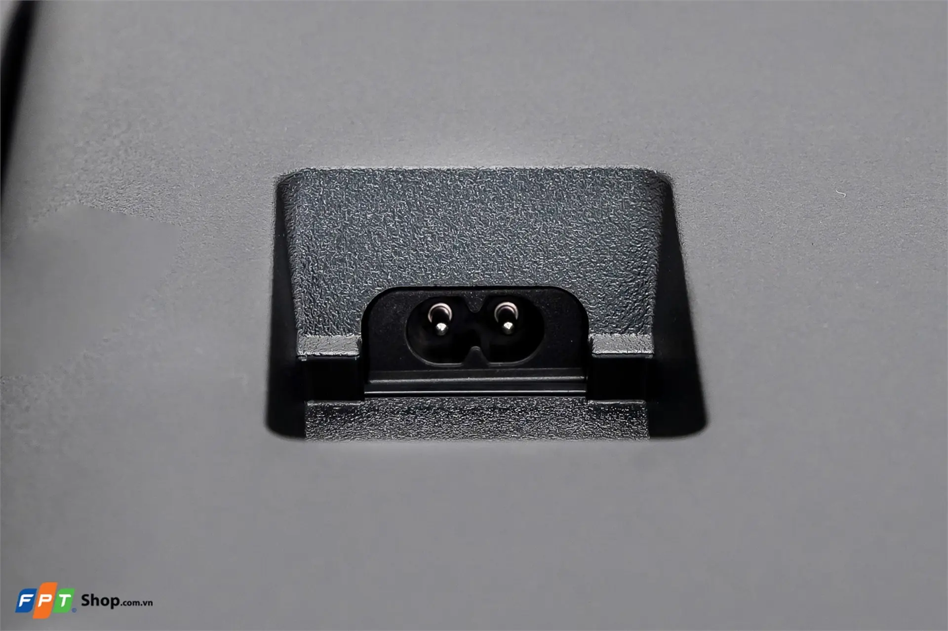 https://fptshop.com.vn/