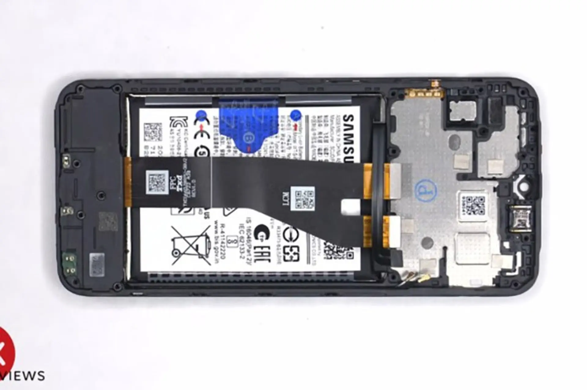 Video “mổ bụng” cho thấy Samsung Galaxy A14 5G có sự thay đổi lớn về khả năng sửa chữa