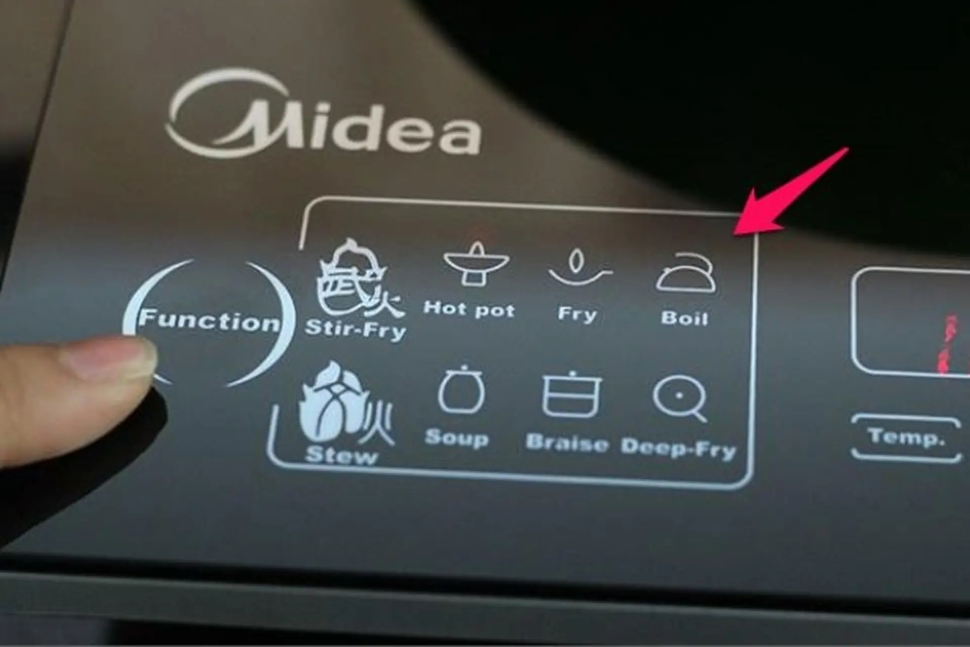 Mức nhiệt thấp: Nấu canh, soup, hầm và đun nước