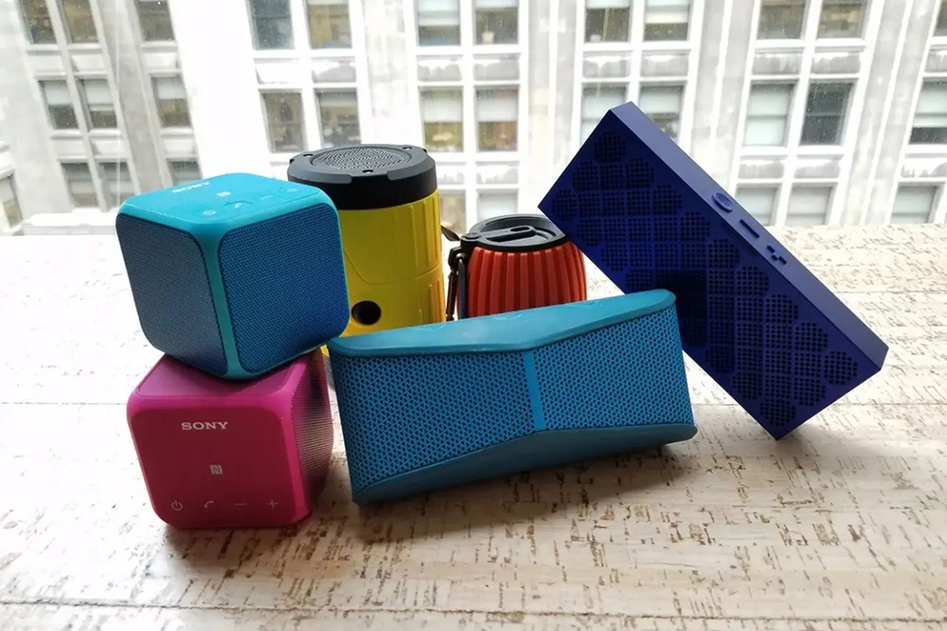 Điểm mặt 5 loa Bluetooth giá dưới 500k đáng mua sau Tết