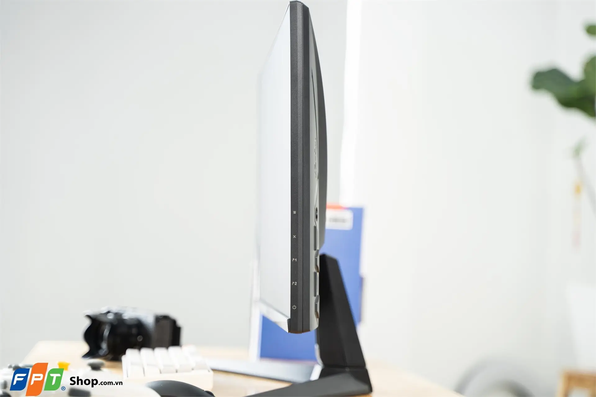 https://fptshop.com.vn/