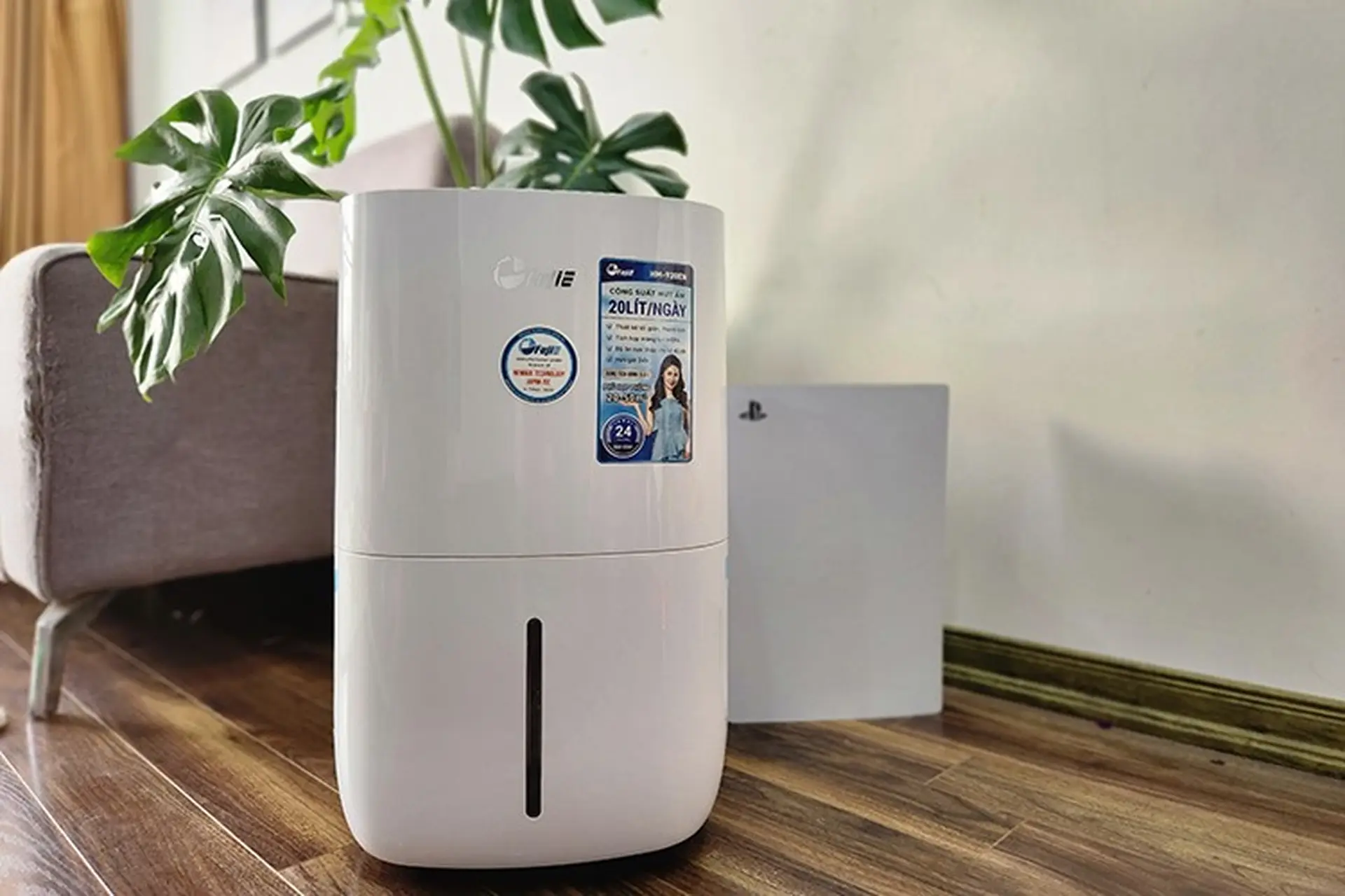 Đánh giá máy hút ẩm FujiE HM-920EN: Máy hút ẩm công suất lớn cho mùa nồm ẩm