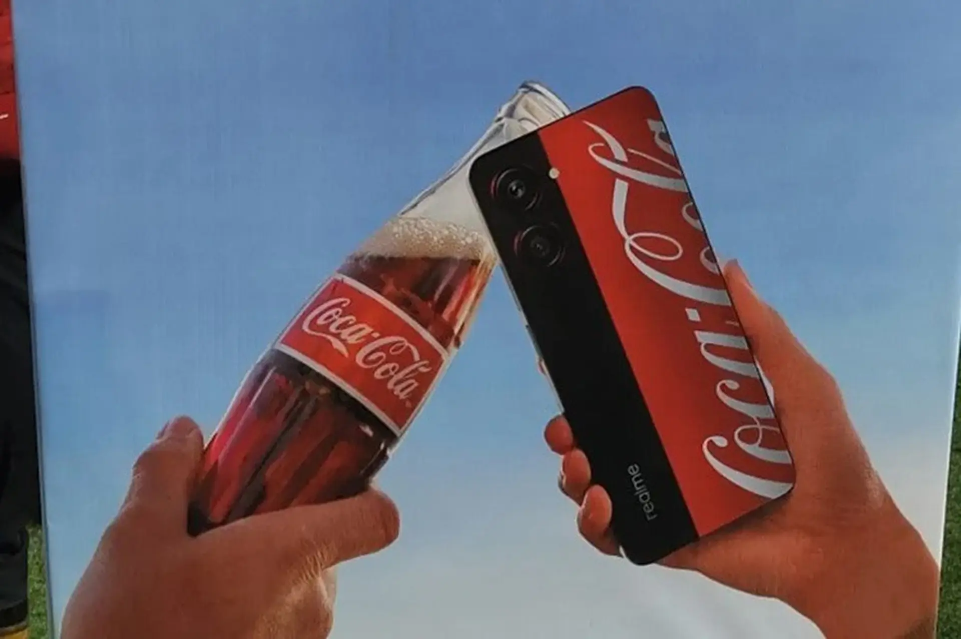 Thiết kế phiên bản Coca-Cola của Realme 10 Pro 5G bị rò rỉ