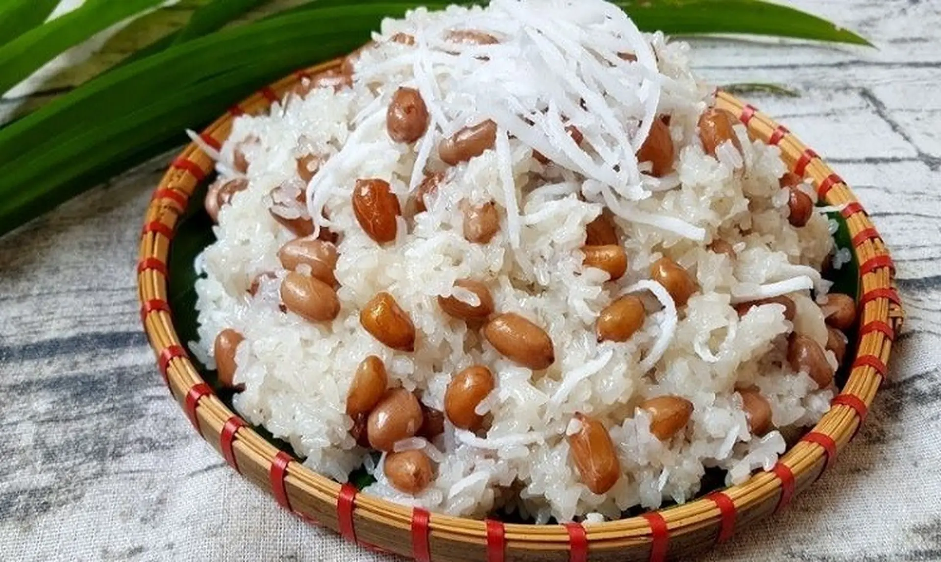 Cách nấu xôi đậu phộng bằng nồi cơm điện thơm ngon khó cưỡng