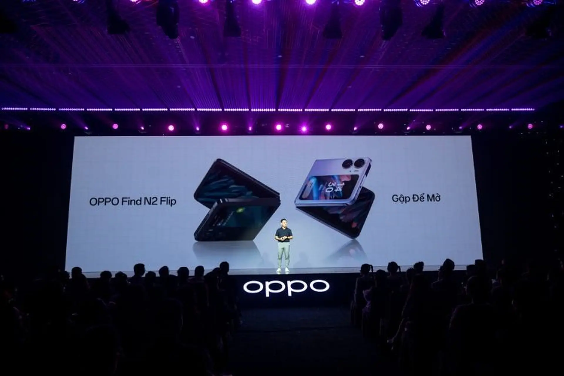 OPPO Find N2 Flip ra mắt tại Việt Nam: Smartphone gập toàn năng với giá tốt