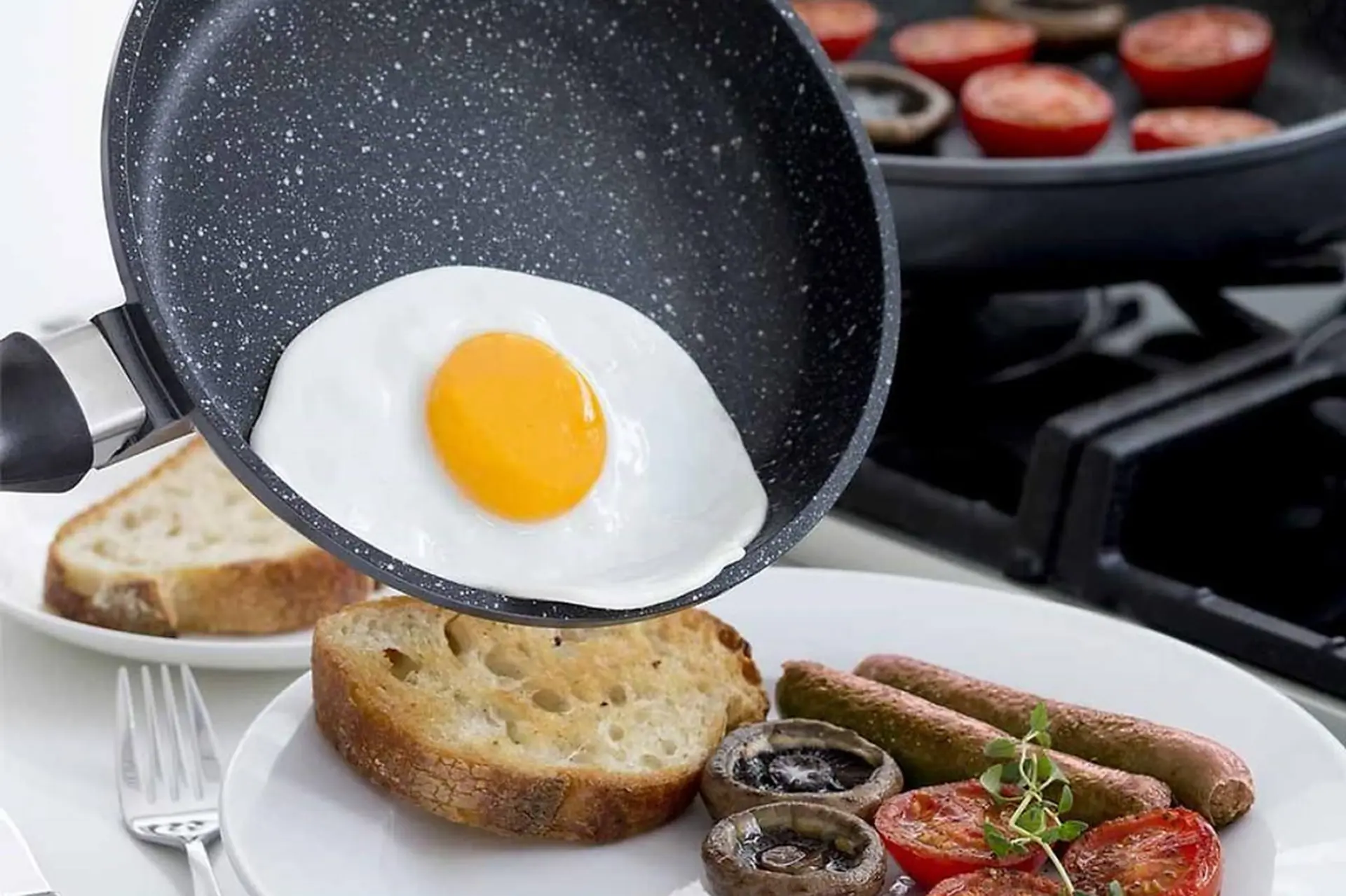 Khi nào thì nên thay mới chảo chống dính?